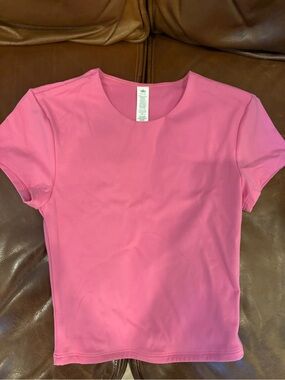 ALO Yoga Pink Crew Short Sleeve Tee